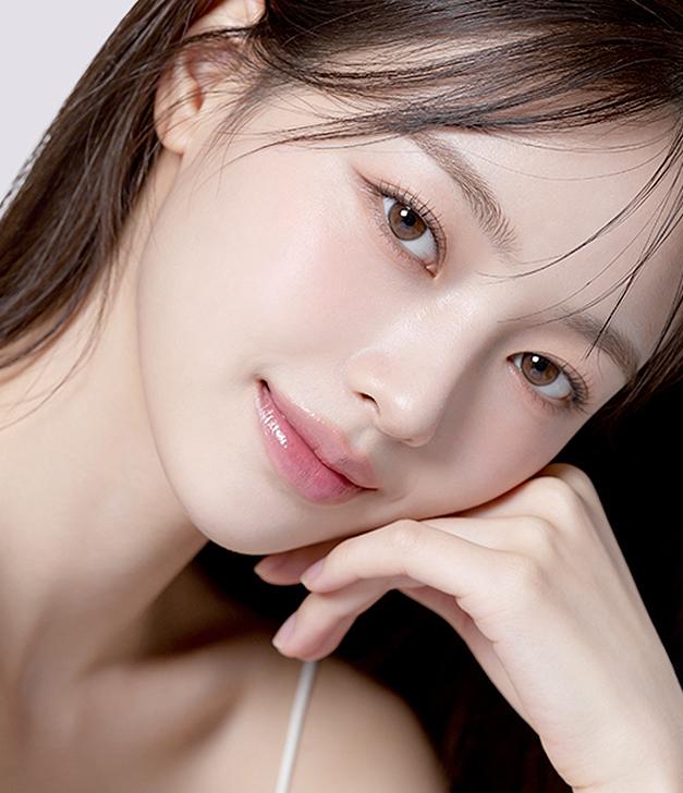 모마성형외과 홈페이지 화면