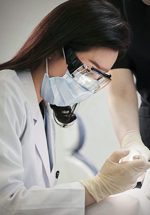 하얀미소치과 홈페이지 대표 이미지